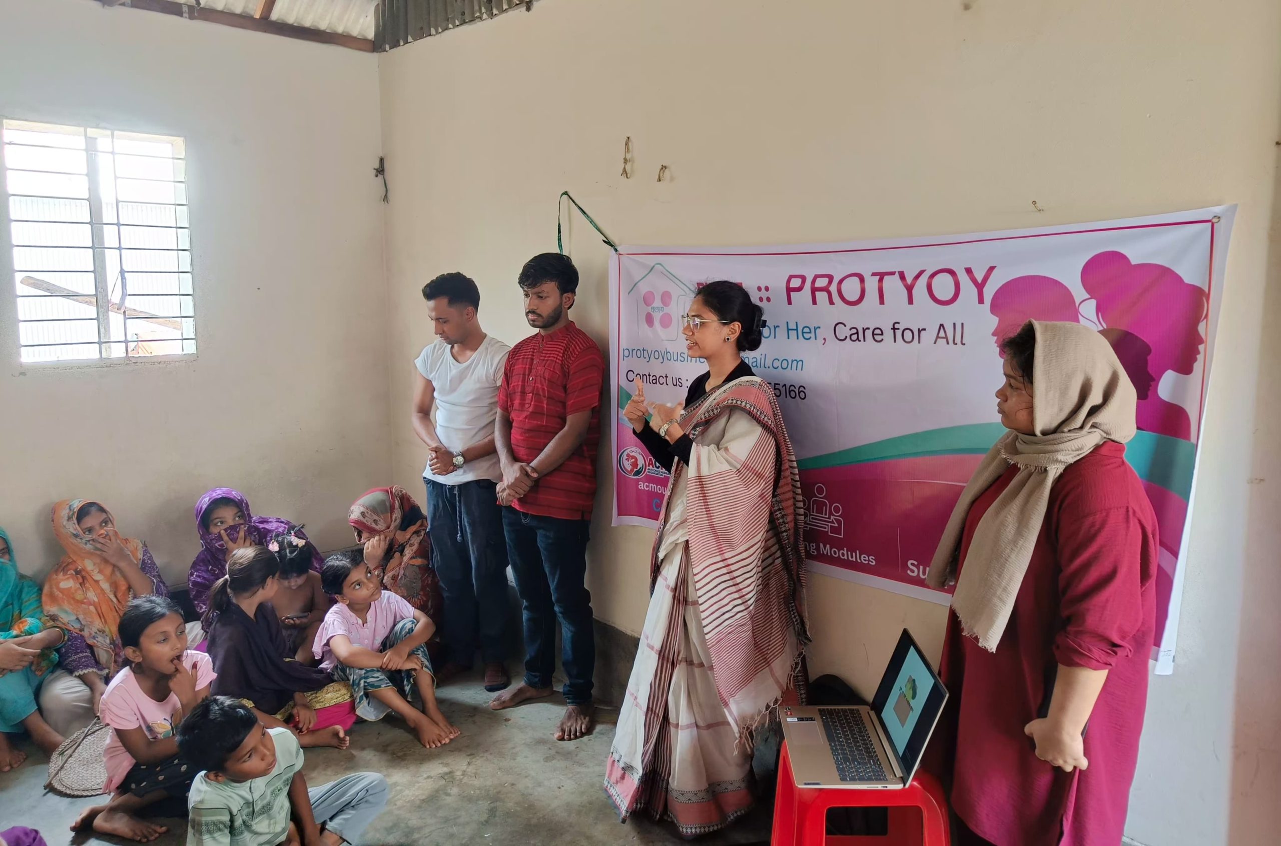 প্রত্যয়-এর উদ্যোগে করাইল বস্তিতে “মানসিক স্বাস্থ্য ও সুস্থ মা, নিরাপদ কিশোরী” বিষয়ক সচেতনতামূলক কর্মশালা অনুষ্ঠিত